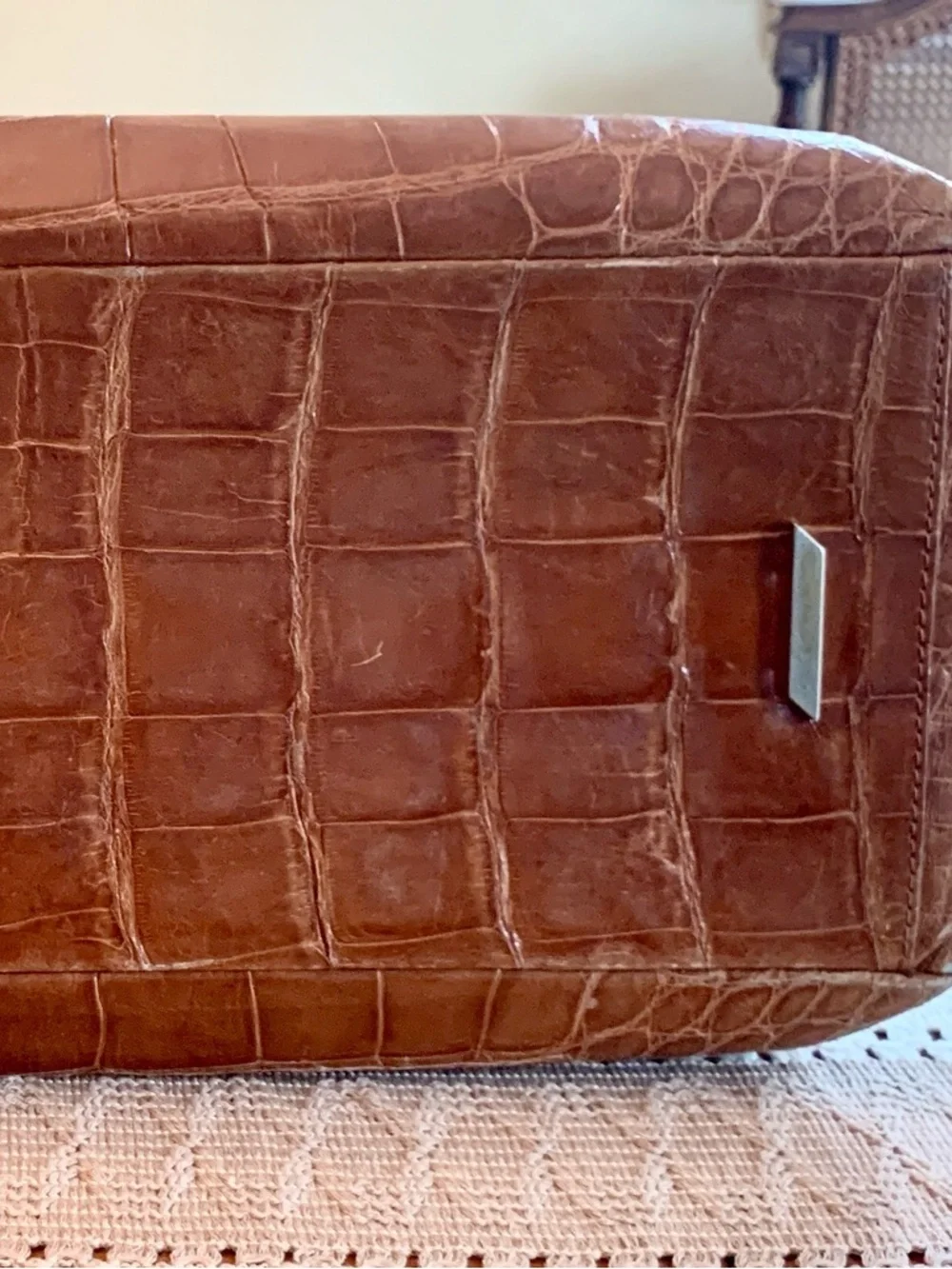 SUZANNE NEW YORK CROCODILE EMBOSSED HANDBAG CARAMEL LARGE